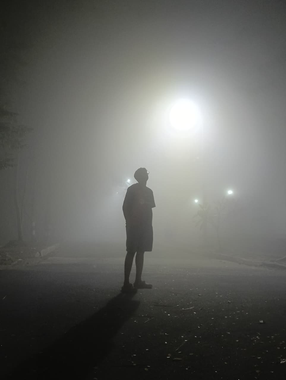 Aurafarming in the fog